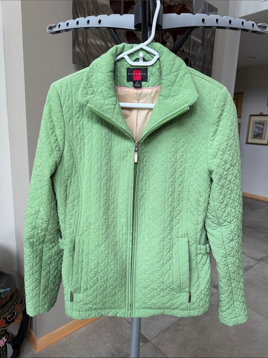 Gallery Jackets & Blazers - Gallery Light Green Quilted Zip-Front Women's Jacket - size S